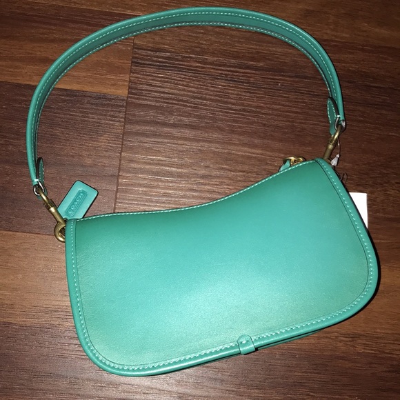 Coach Swinger Mini Leather Handbag NWT - Picture 4 of 9